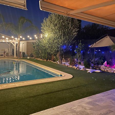 Suite Privada Frente A La Piscina Para 2 Personas Con Sofa Cama Para 2 Mas 4P No Es Casa Completa San Vicente Raspeig Exteriér fotografie