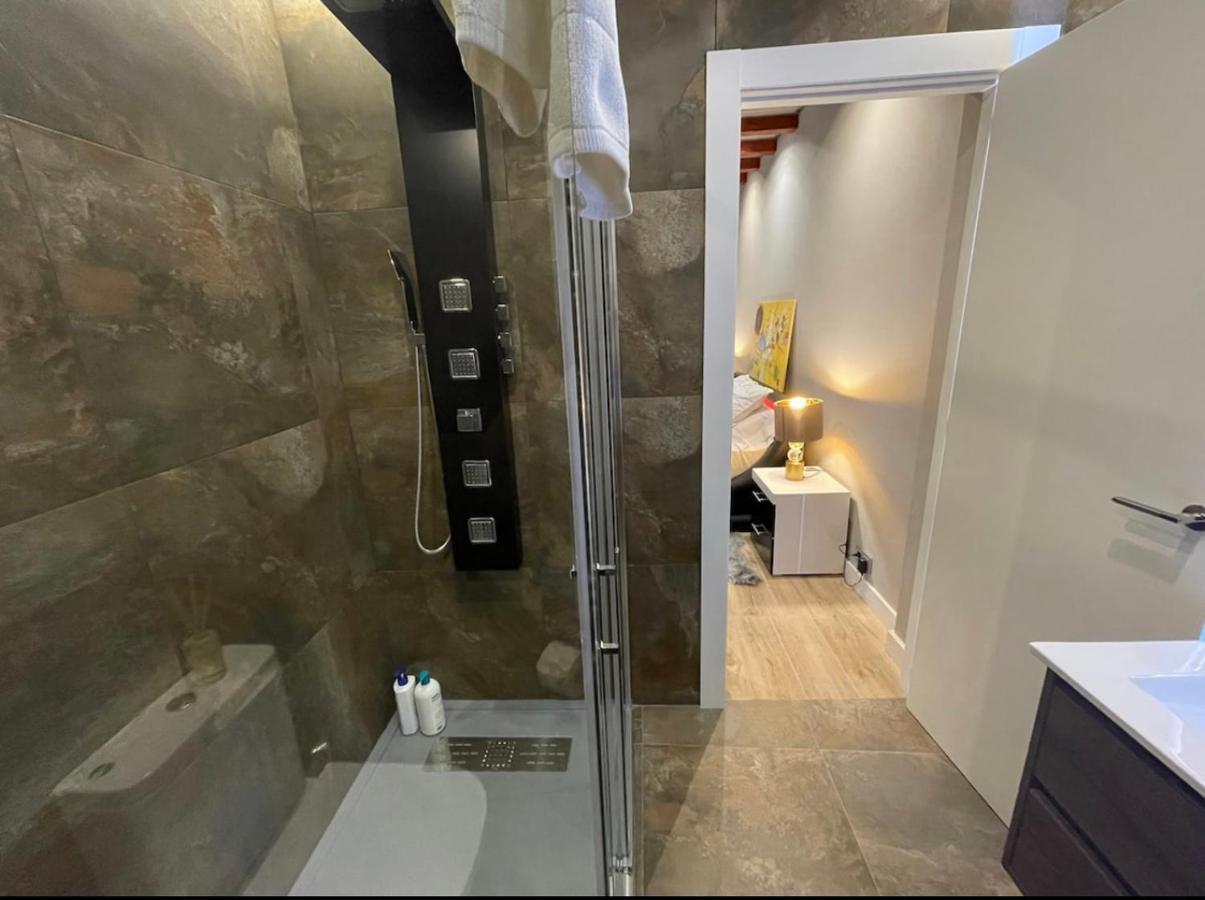 Suite Privada Frente A La Piscina Para 2 Personas Con Sofa Cama Para 2 Mas 4P No Es Casa Completa San Vicente Raspeig Exteriér fotografie