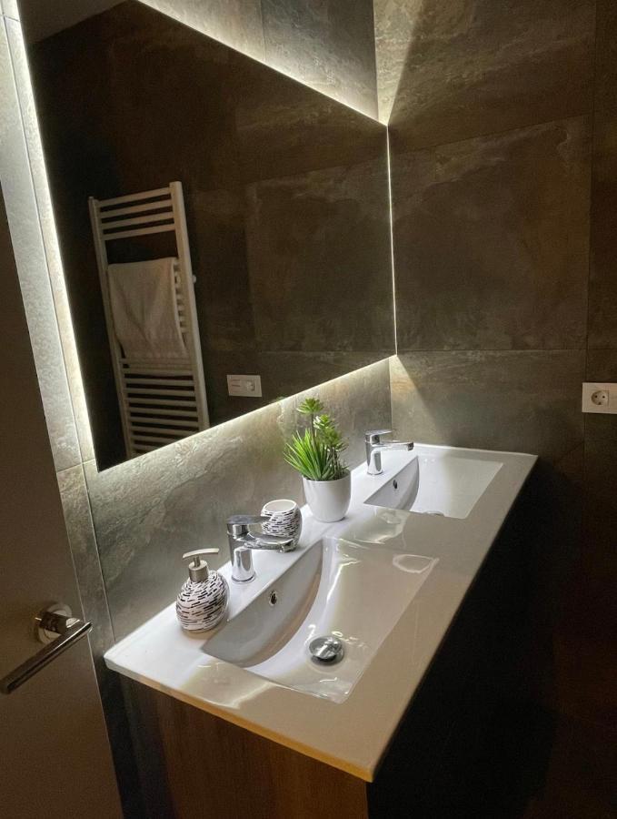 Suite Privada Frente A La Piscina Para 2 Personas Con Sofa Cama Para 2 Mas 4P No Es Casa Completa San Vicente Raspeig Exteriér fotografie