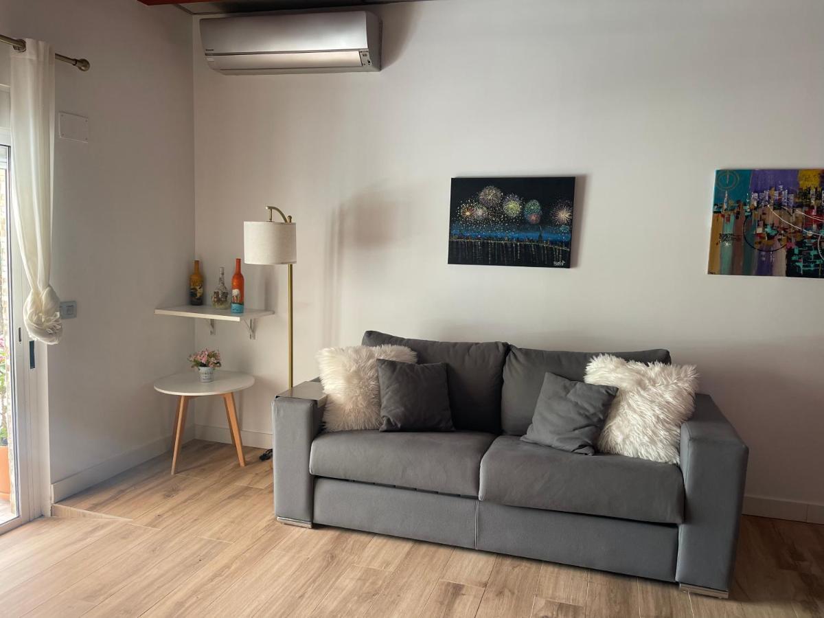 Suite Privada Frente A La Piscina Para 2 Personas Con Sofa Cama Para 2 Mas 4P No Es Casa Completa San Vicente Raspeig Exteriér fotografie