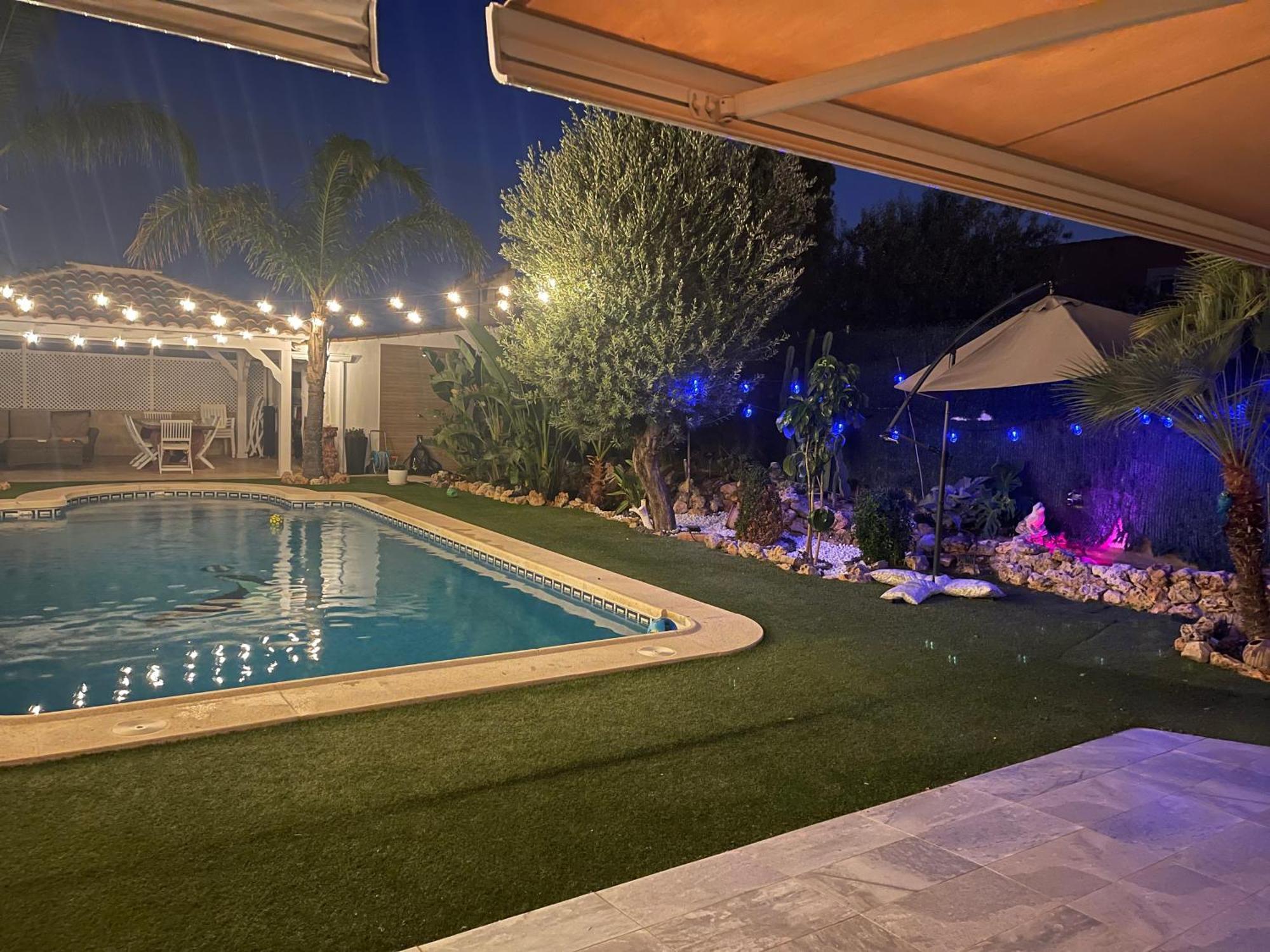Suite Privada Frente A La Piscina Para 2 Personas Con Sofa Cama Para 2 Mas 4P No Es Casa Completa San Vicente Raspeig Exteriér fotografie